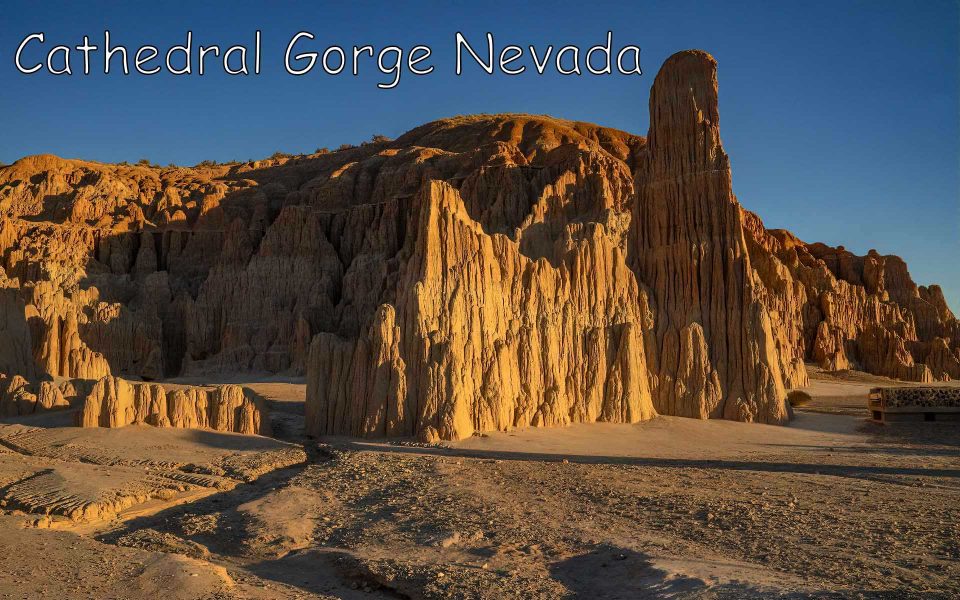 Cathedral Gorge 01 - Truman Holtzclaw