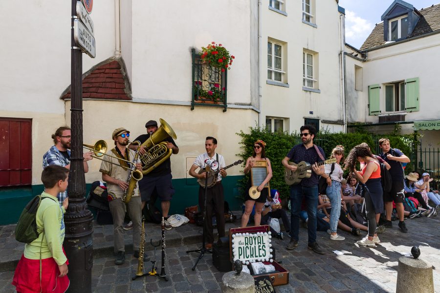 A Walk Through Montmartre 05 - Doug Arnold