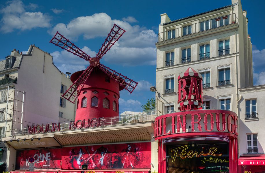 A Walk Through Montmartre 07 - Doug Arnold