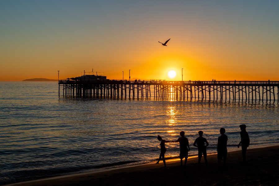 Classic Sunset at Balboa Pier - Gert Van-Ommering